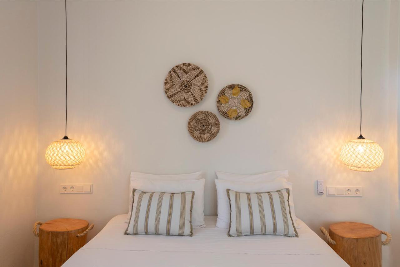 Sunrise Luxury Apartments & Suites Antiparos Town エクステリア 写真