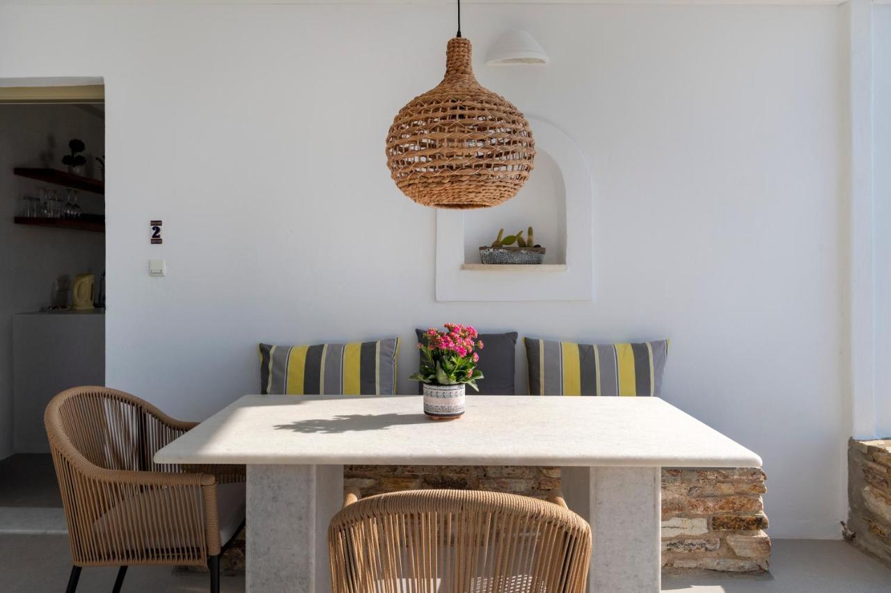 Sunrise Luxury Apartments & Suites Antiparos Town エクステリア 写真